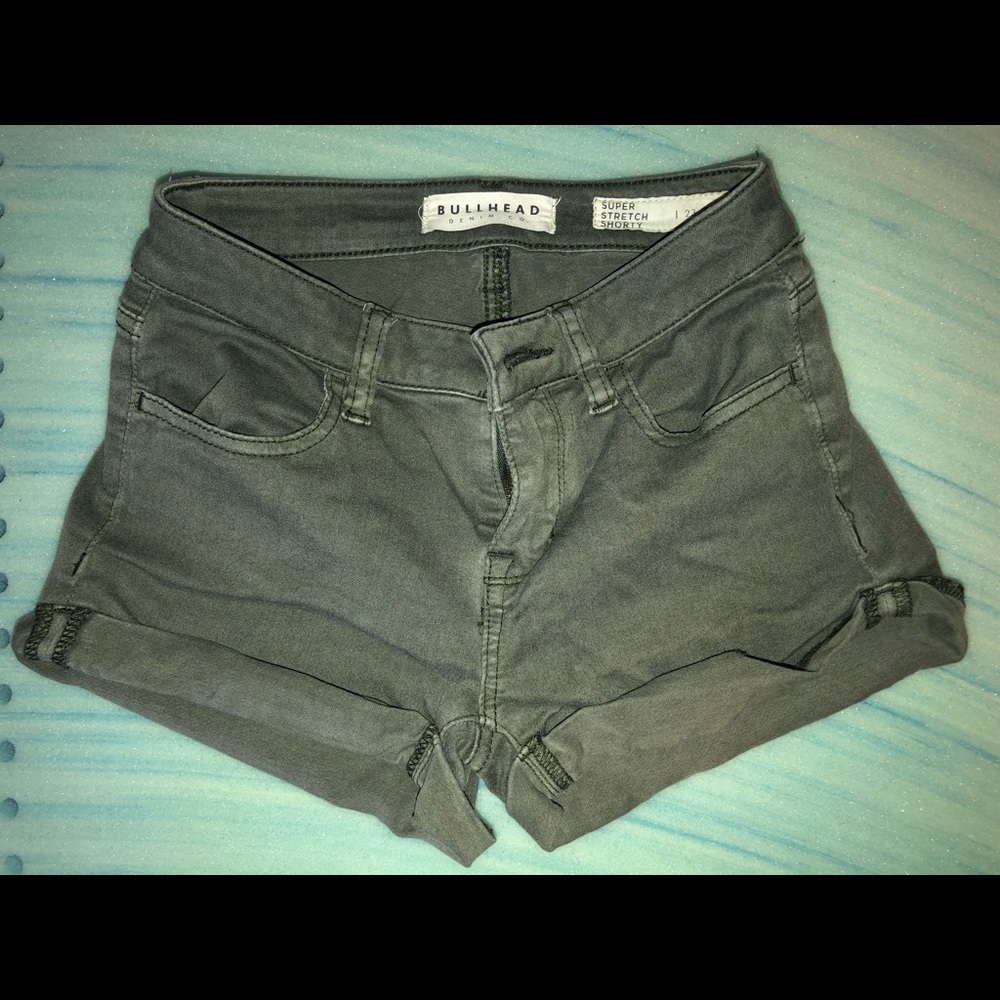 Green Pacsun shorts. Size 23